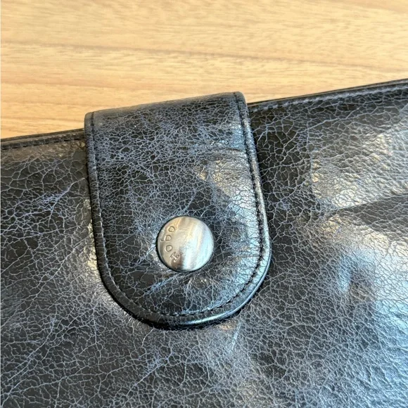 Hobo Women's Vintage Black Leather Wallet/Card Holder/Wristlet - Picture 5 of 6